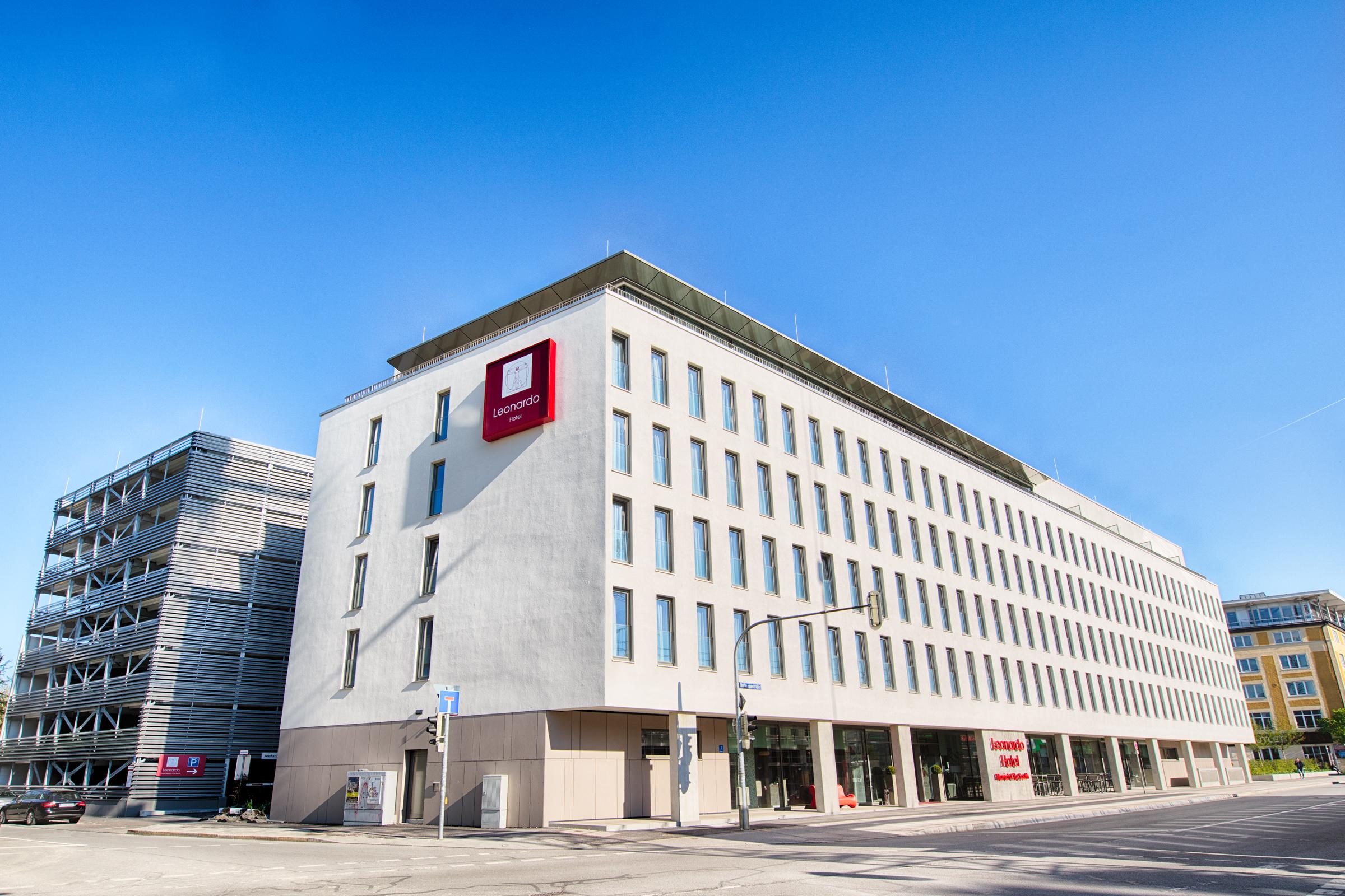 Leonardo Hotel Munich City South Екстер'єр фото