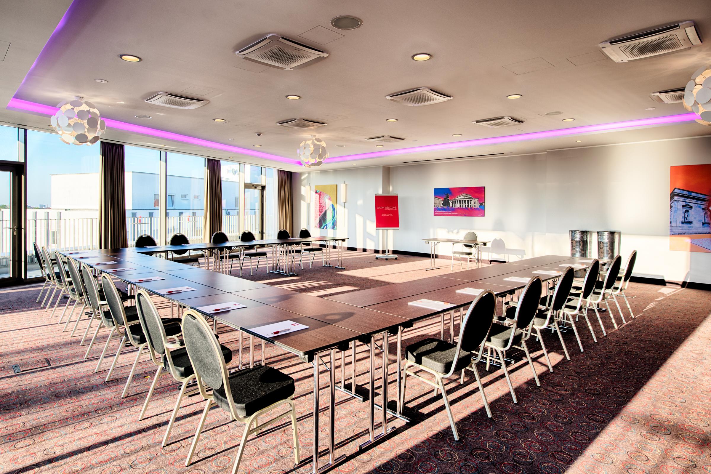 Leonardo Hotel Munich City South Екстер'єр фото