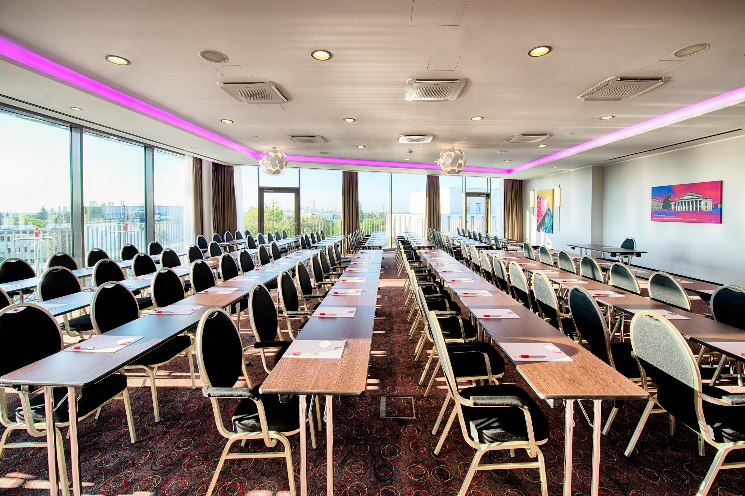 Leonardo Hotel Munich City South Екстер'єр фото